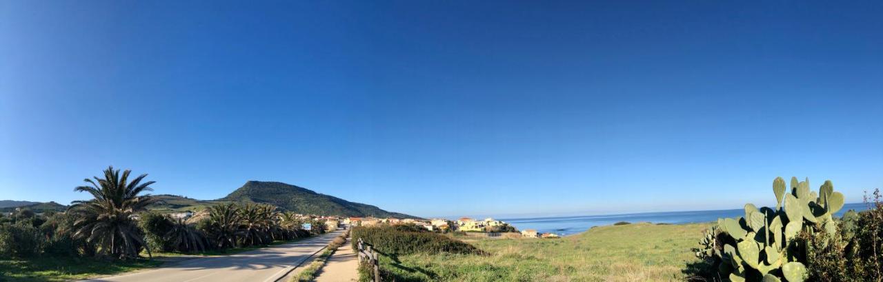Apartment Tramonto Sea-Front Valledoria  Exteriör bild