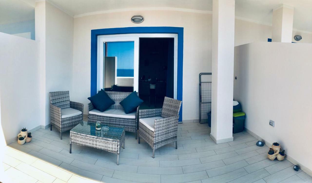 Apartment Tramonto Sea-Front Valledoria  Exteriör bild