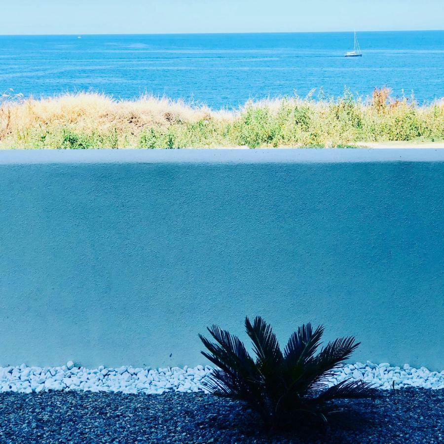 Apartment Tramonto Sea-Front Valledoria  Exteriör bild